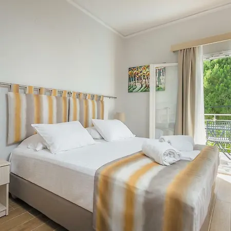 Olive Grove Apartment *