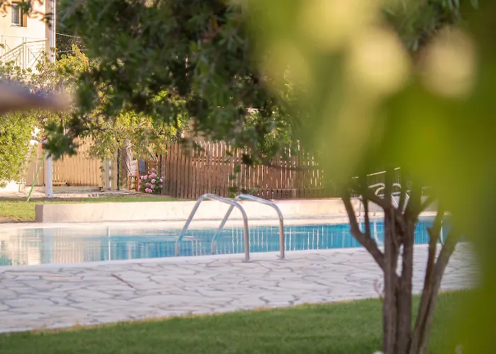 Olive Grove Appartement Kávos