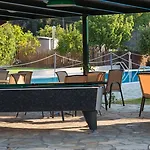 Olive Grove דירה
